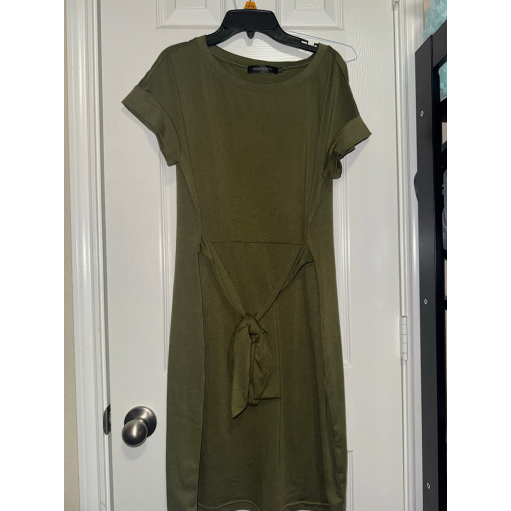 Women's MEROKEETY Olive Green Short Sleeve Tie-Waist Dress M
